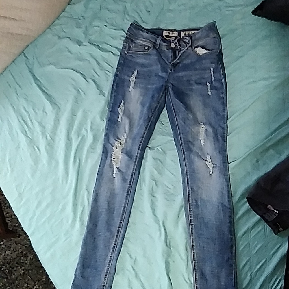 Ankle light wash skinny jeans